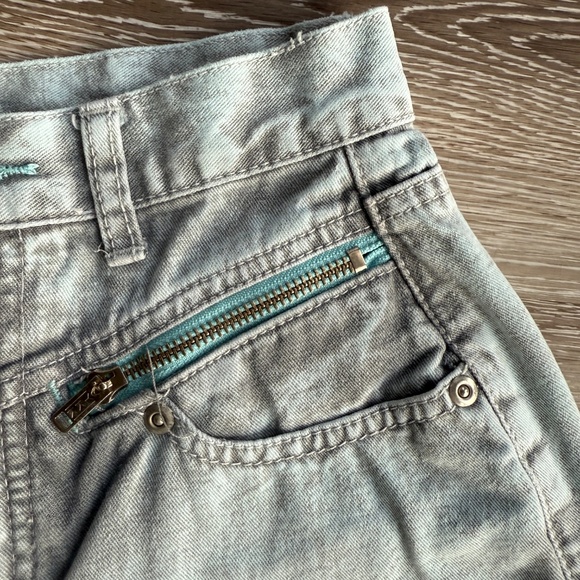 Fabulous Vintage Y2K Acid Wash Denim Jeans - Picture 4 of 9